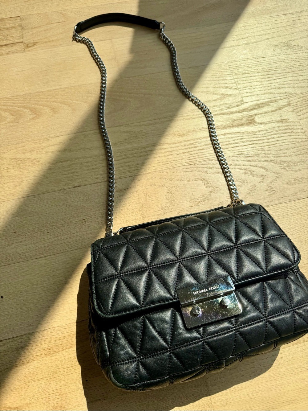 Michael Kors Black Quilted Shoulder Bag with Silver Chain - Picture 7 of 14
